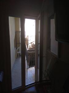 Just Renovated Studio very close to port- disιnfected after each check out Achaia Greece