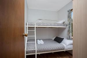 Lake Hamilton Motor Village and Caravan Park