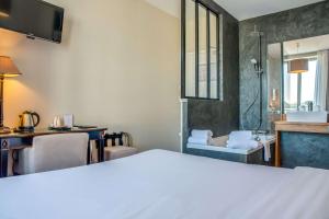 Hotels Best Western Hotel De La Plage Saint Marc sur Mer : photos des chambres