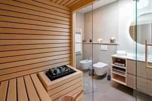 The Q Superior - a penthouse with jacuzzi and sauna