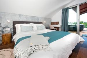 The Q Superior - a penthouse with jacuzzi and sauna 
