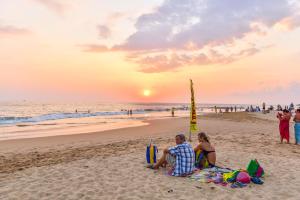 International Beach Hotel & Restaurant