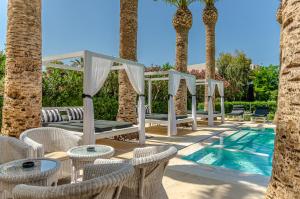 Drossia Palms Hotel and Nisos Beach Suites Heraklio Greece