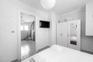 Nikiti Maisonette on the beach by Luxlikehome