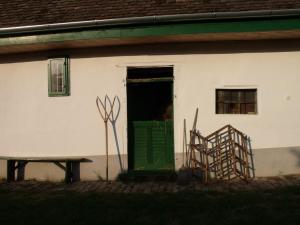 Erdősmecskei sváb vendégházak és Jurtaszállás