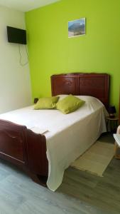 B&B / Chambres d'hotes ESCALE REUNIONNAISE : Chambre Double avec Salle de Bains Privative