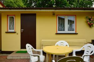 One-Bedroom Chalet room in Domki letniskowe U GOSI