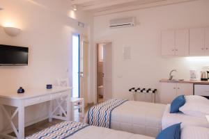 Boufounis Studios Sifnos Greece
