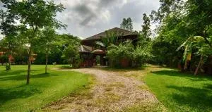 Bed & Breakfast Chiang Rai - Ban Li Khai