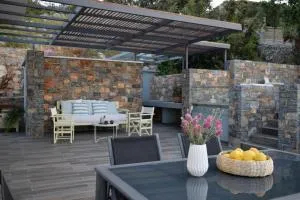 ISTRON BREEZE II - Pírgos