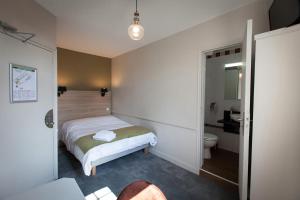 Hotels Logis Hostellerie du Marche : photos des chambres