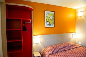 Hotels Premiere Classe Orleans Ouest - La Chapelle St Mesmin : photos des chambres