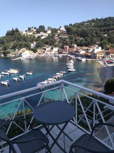 Double Room with Balcony and Sea View