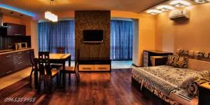 Квартира в центре с видом на речку Южный Буг - Pirogovo