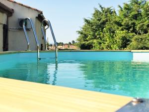 Le Gîte des Moulins - 4hvězdičkové hotely ve městě Nissan-lez-Enserune