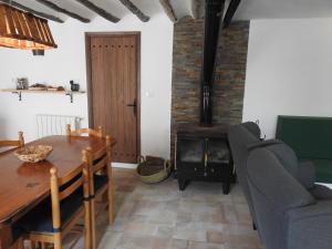 CASA RURAL REVOLCADORES