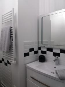 Appartements L' ALBATROS vue sur le port : photos des chambres