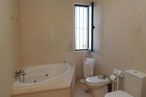 An uninterrupted 180 overlooking the Atlantic Ocean