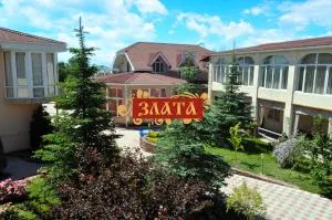 Zlata Inn - 乔克-塔尔