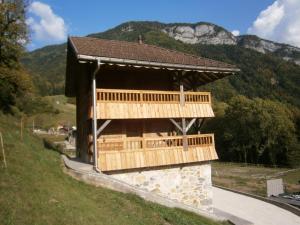 Chalets Mazot de Joe avec son hammam entre la Clusaz et Annecy : photos des chambres