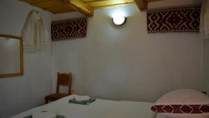 Breb 418, Casa Opris