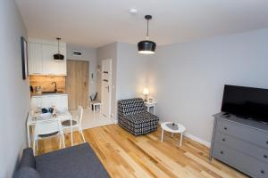 CR Uroczy Apartament w Centrum Nowy Świat 18