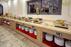 Crown Nguyen Hoang Hotel