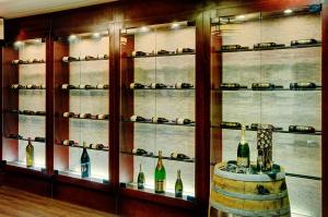 Chateau Nova Yellowhead