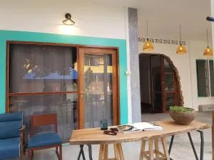 Lay Day - Ban Non Muang