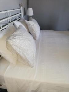 Seven Seas Apartments