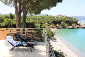 Naftilos Blue View retreat