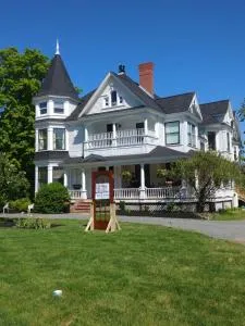 By The River B&B - Weston