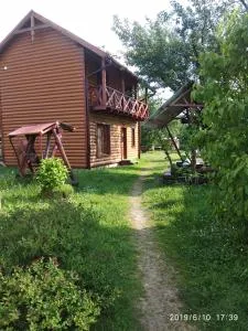 Mandrivnyk - 塔塔里夫