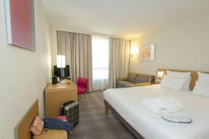 Hotels Novotel Perpignan Nord Rivesaltes : Chambre Exécutive avec 1 Lit Double et 1 Canapé
