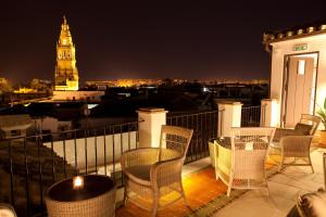 Balcon De Cordoba hotel, 
Cordoba, Spain.
The photo picture quality can be
variable. We apologize if the
quality is of an unacceptable
level.