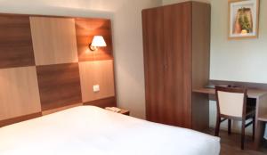 Hotels Hotel Alicia Auray Le Bono : photos des chambres
