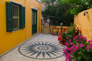 Maison Masse - Historic Residence with Private Courtyard