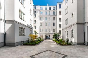 Apartments Madelaine Warsaw by Noclegi Renters