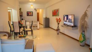 Poseidon Lake Apartments