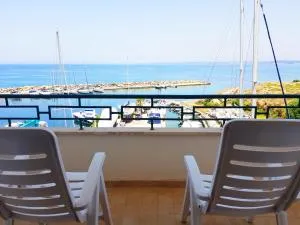 SeaSide Apartment - غالّيبولي