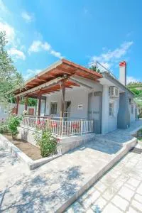 The House of Olive Trees - Eleftheroúpolis