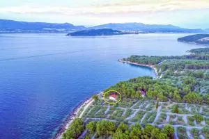 House Nostalgia - Slatine