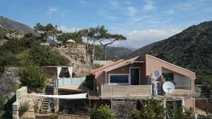 Arhondiko Luxury House - Moní