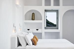 Skyfall Suites - Adults Only Santorini Greece