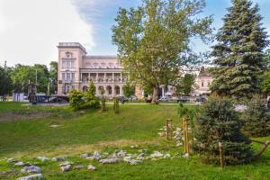 CACAO Studio next to Crystal Garden and Russian Church by Flat Mаnager