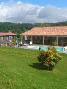 Chambre d'Hôtes Les Bruyères - 卡都尼