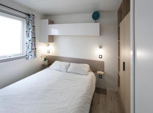 Campings Camping Officiel Siblu Domaine de Kerlann : photos des chambres