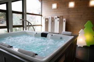 Hotels Hotel Restaurant La Tourmaline : photos des chambres