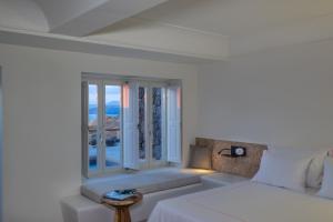 Arota Exclusive Villas Santorini Greece