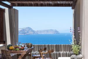 Arota Exclusive Villas Santorini Greece